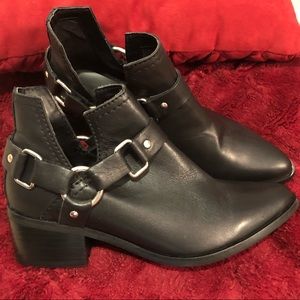Never worn, STEVEN by Steve Madden black boots